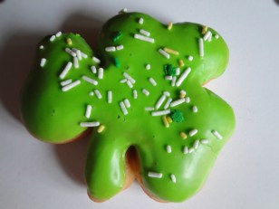 shamrock-donuts