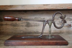 Georgian antique sugar cutter